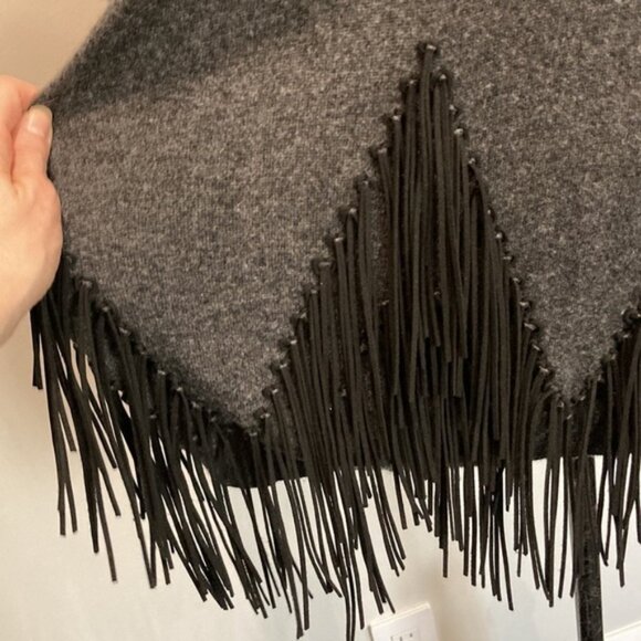 Danny Be Grey Angora Fringe Sweater Medium - Picture 8 of 13